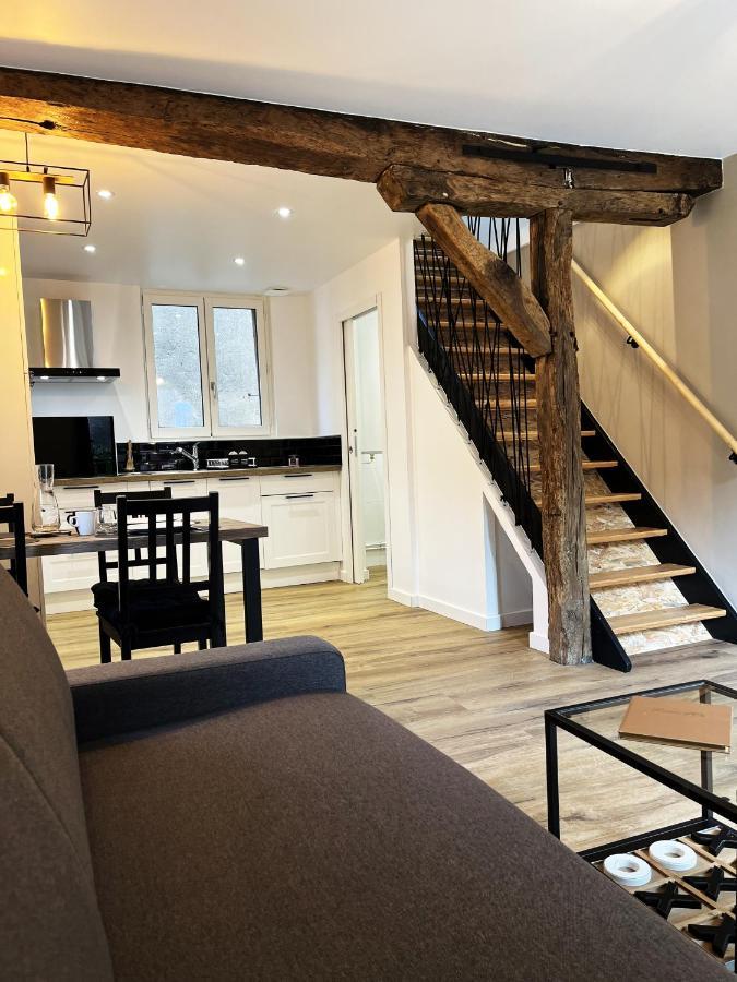 Le Duplex Apartment Оксер Екстериор снимка
